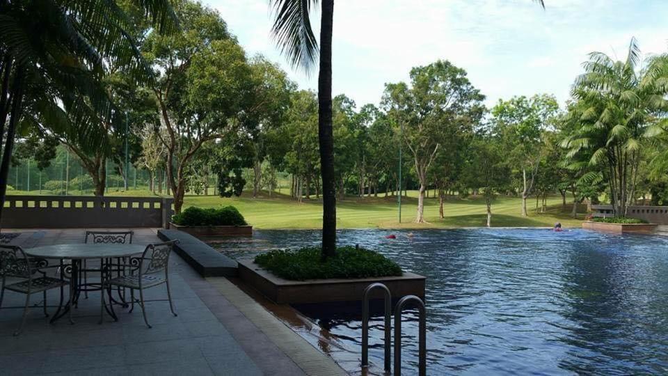 סקודאי Garden View Pulai Springs Resort מראה חיצוני תמונה
